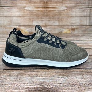 Skechers Relaxed Deleon Brewton Men Size 11 Athletic Shoes w/  Memory Foam